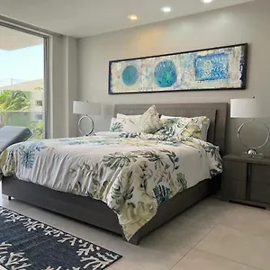 Luxurious Beachfront In O Apartment